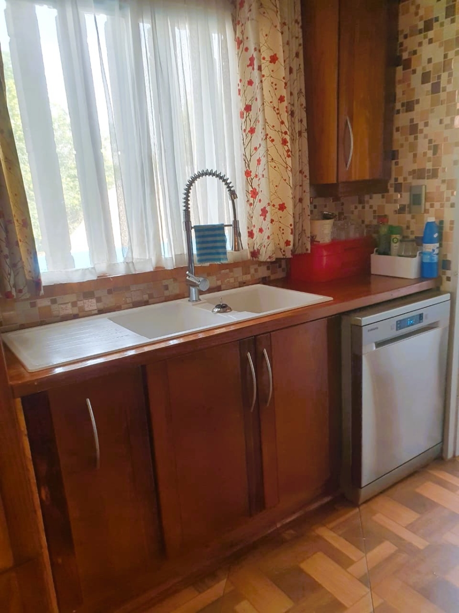 4 Bedroom Property for Sale in Deneysville Free State